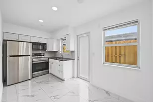 2308 NW 3rd Ave, Wilton Manors, FL 33311 - Photo 5