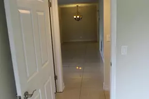 335 Pine Ridge Cir, Greenacres, FL 33463 - Photo 19