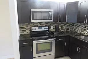 335 Pine Ridge Cir, Greenacres, FL 33463 - Photo 7