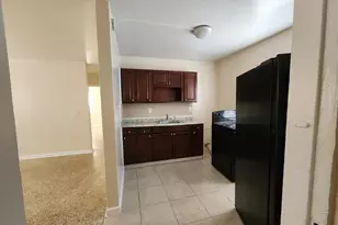 1025 13th St, West Palm Beach, FL 33401 - Photo 3