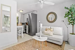 605 N Lakeside Dr, Lake Worth Beach, FL 33460 - Photo 7