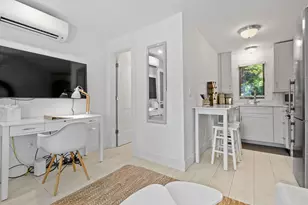 605 N Lakeside Dr, Lake Worth Beach, FL 33460 - Photo 11