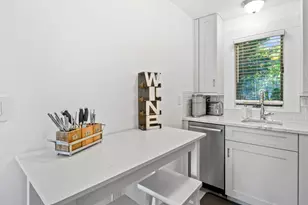 605 N Lakeside Dr, Lake Worth Beach, FL 33460 - Photo 15