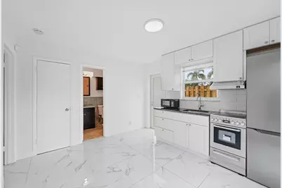2308 NW 3rd Avenue #4, Wilton Manors, FL 33311 - Photo 3