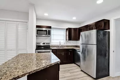 229 NE 26th Court, Pompano Beach, FL 33064 - Photo 9