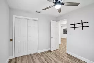 229 NE 26th Ct, Pompano Beach, FL 33064 - Photo 25