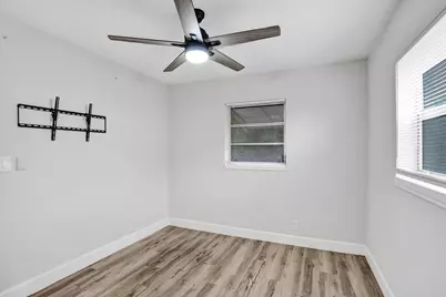 229 NE 26th Court, Pompano Beach, FL 33064 - Photo 21