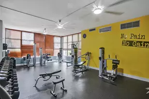 1000 Parkview Dr, Hallandale Beach, FL 33009 - Photo 17