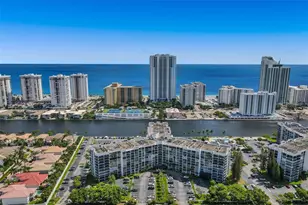 1000 Parkview Dr, Hallandale Beach, FL 33009 - Photo 13