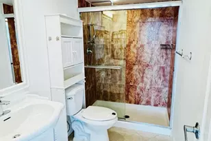 1000 Parkview Dr, Hallandale Beach, FL 33009 - Photo 5