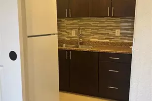 2721 N 72nd Terrace, Hollywood, FL 33024 - Photo 3