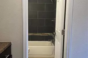 2721 N 72nd Terrace, Hollywood, FL 33024 - Photo 5