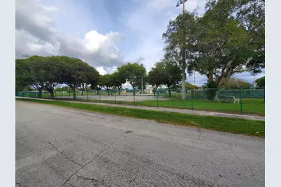 210 NW 13th Avenue, Delray Beach, FL 33444 - Photo 15