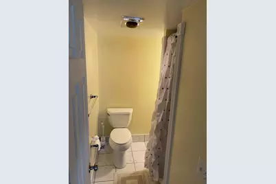 2020 Lake Osborne Drive #11, Lake Worth Beach, FL 33461 - Photo 9