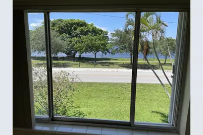 2020 Lake Osborne Drive #11, Lake Worth Beach, FL 33461 - Photo 1