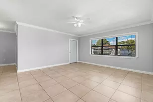 200 SW 7th St, Boca Raton, FL 33432 - Photo 11
