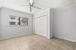 200 SW 7th St, Boca Raton, FL 33432 - Photo 17