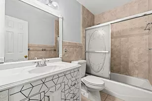 200 SW 7th St, Boca Raton, FL 33432 - Photo 23