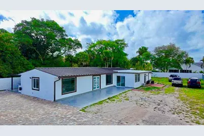 696 Arlington Drive, West Palm Beach, FL 33415 - Photo 1