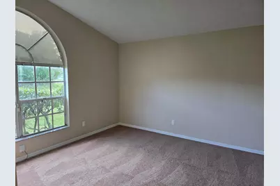 2601 SE Creston Lane, Port Saint Lucie, FL 34952 - Photo 3