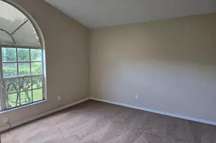 2601 SE Creston Ln, Port Saint Lucie, FL 34952 - Photo 3