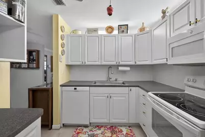 837 NW 47th Street, Pompano Beach, FL 33064 - Photo 11