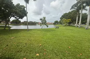 435 SW Natura Ave, Deerfield Beach, FL 33441 - Photo 19