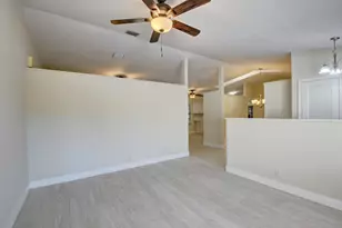 7011 San Sebastian Cir, Boca Raton, FL 33433 - Photo 11