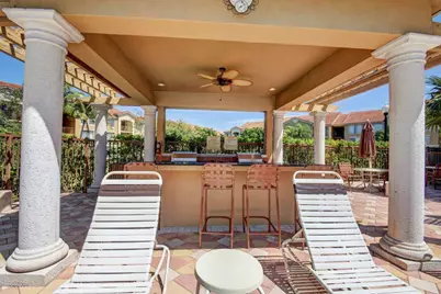 310 Villa Circle, Boynton Beach, FL 33435 - Photo 17