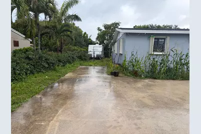 309 Davis Road, Palm Springs, FL 33461 - Photo 7