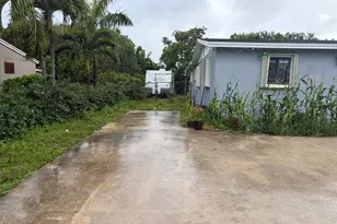 309 Davis Rd, Palm Springs, FL 33461 - Photo 7