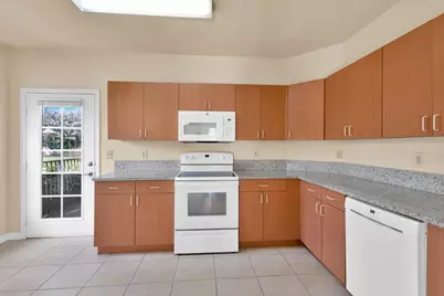 120 SW Peacock Boulevard #11-101, Port Saint Lucie, FL 34986 - Photo 11