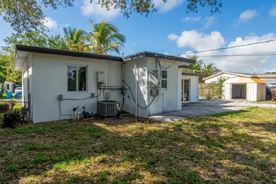 113 SE 8th Avenue, Boynton Beach, FL 33435 - Photo 19