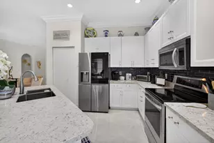 8642 Plum Cay, Royal Palm Beach, FL 33411 - Photo 27