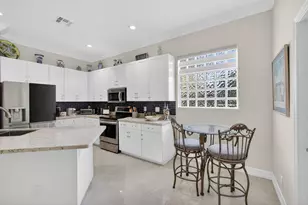 8642 Plum Cay, Royal Palm Beach, FL 33411 - Photo 31