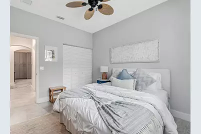 8203 Bellafiore Way, Boynton Beach, FL 33472 - Photo 31