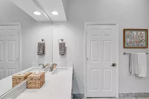 8203 Bellafiore Way, Boynton Beach, FL 33472 - Photo 27