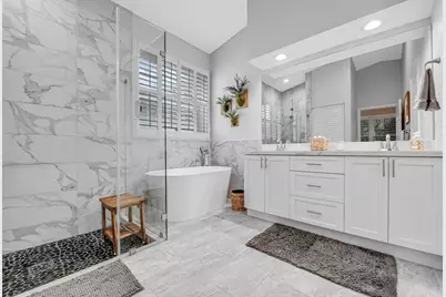 8203 Bellafiore Way, Boynton Beach, FL 33472 - Photo 25