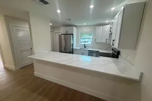 435 SW Natura Ave, Deerfield Beach, FL 33441 - Photo 3