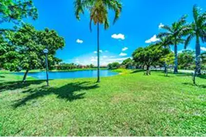435 SW Natura Avenue #A, Deerfield Beach, FL 33441 - Photo 7