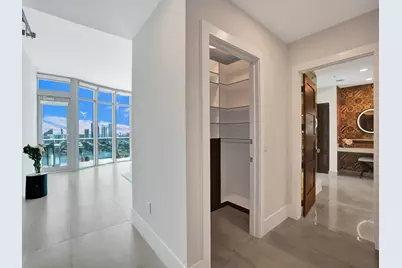 17301 Biscayne Boulevard, North Miami Beach, FL 33160 - Photo 19