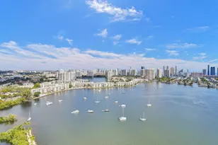 17301 Biscayne Blvd, North Miami Beach, FL 33160 - Photo 49