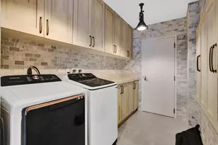 17301 Biscayne Blvd, North Miami Beach, FL 33160 - Photo 39