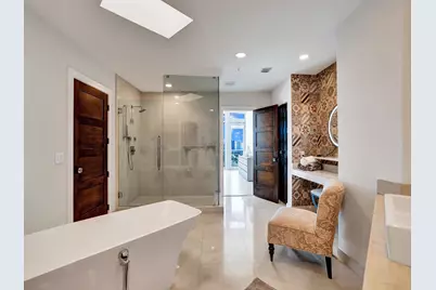 17301 Biscayne Boulevard, North Miami Beach, FL 33160 - Photo 27