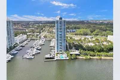 17301 Biscayne Boulevard, North Miami Beach, FL 33160 - Photo 59