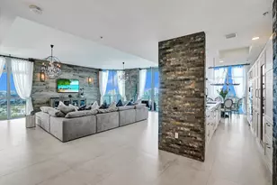 17301 Biscayne Blvd, North Miami Beach, FL 33160 - Photo 7