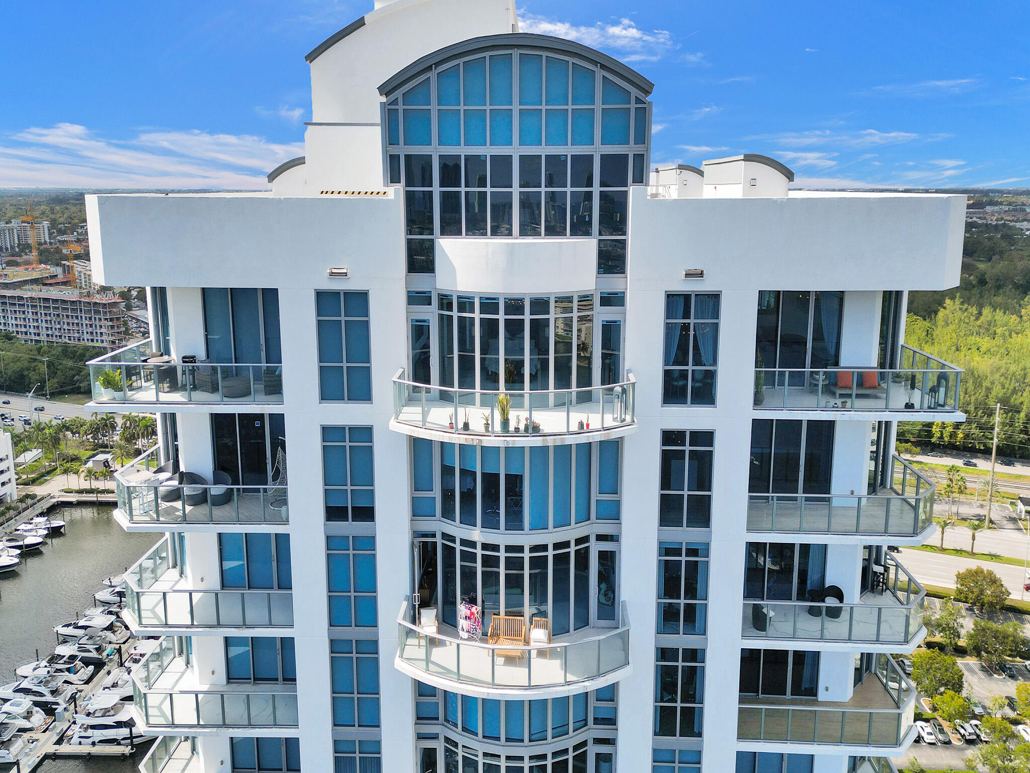 17301 Biscayne Blvd - 17301 Biscayne Blvd, North Miami Beach, FL 33160 Luxury Property | Jose Angel Pina