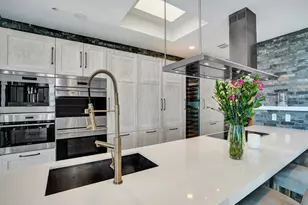 17301 Biscayne Blvd, North Miami Beach, FL 33160 - Photo 17