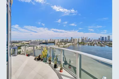 17301 Biscayne Boulevard, North Miami Beach, FL 33160 - Photo 45