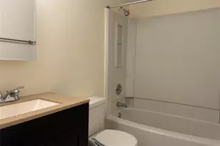 2401 Riverside Dr, Coral Springs, FL 33065 - Photo 11